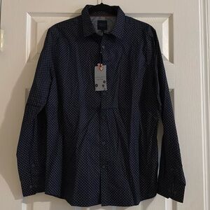 Men’s Long Sleeve Button Down Shirt NWT